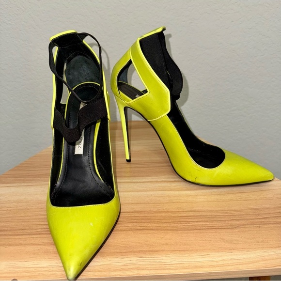 Gianmarco Lorenzi Neon Green Ankle Strap Heels Sz 37/7-7.5
